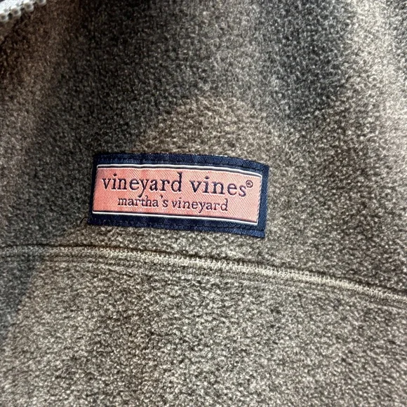Vineyard Vines Gray Fleece Vest - Picture 3 of 7